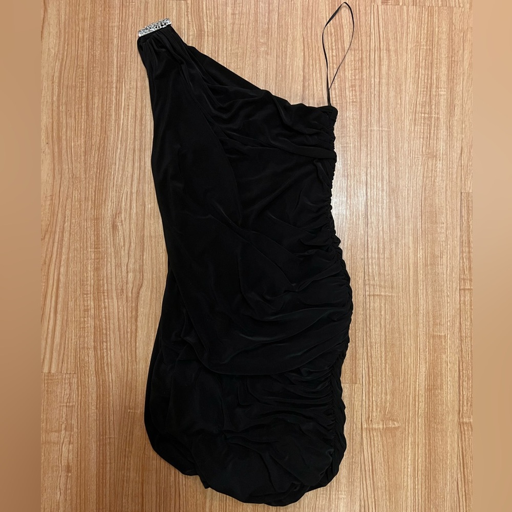 One shoulder dress with runching
